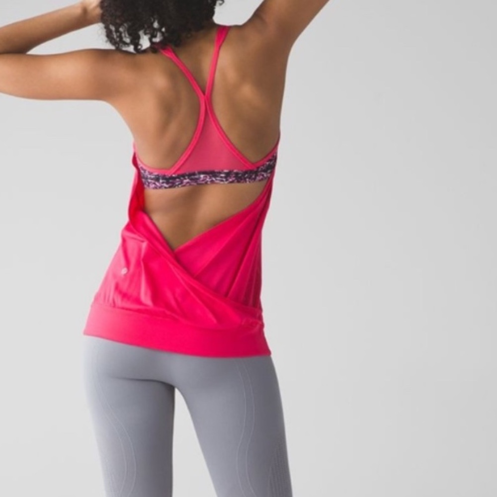 🌸 Lululemon Racerback Tank with Built-In Bra 🌸 - Picture 3 of 10